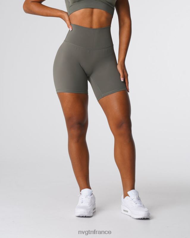 femmes XJRR2458 vert kaki aptitude NVGTN short emblématique 2.0