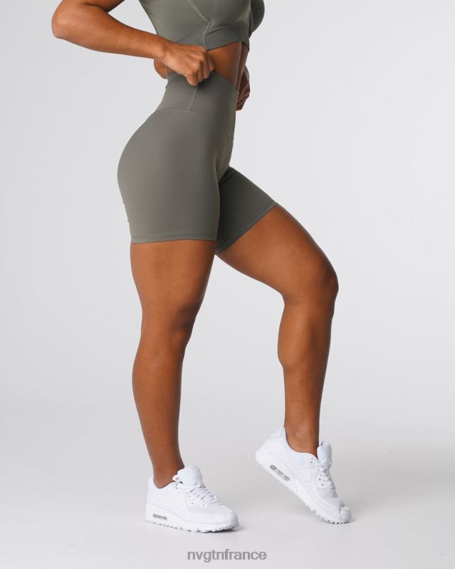 femmes XJRR2458 vert kaki aptitude NVGTN short emblématique 2.0